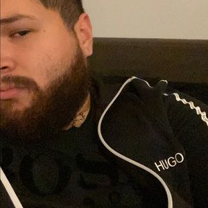 Meet your Posher, Javier